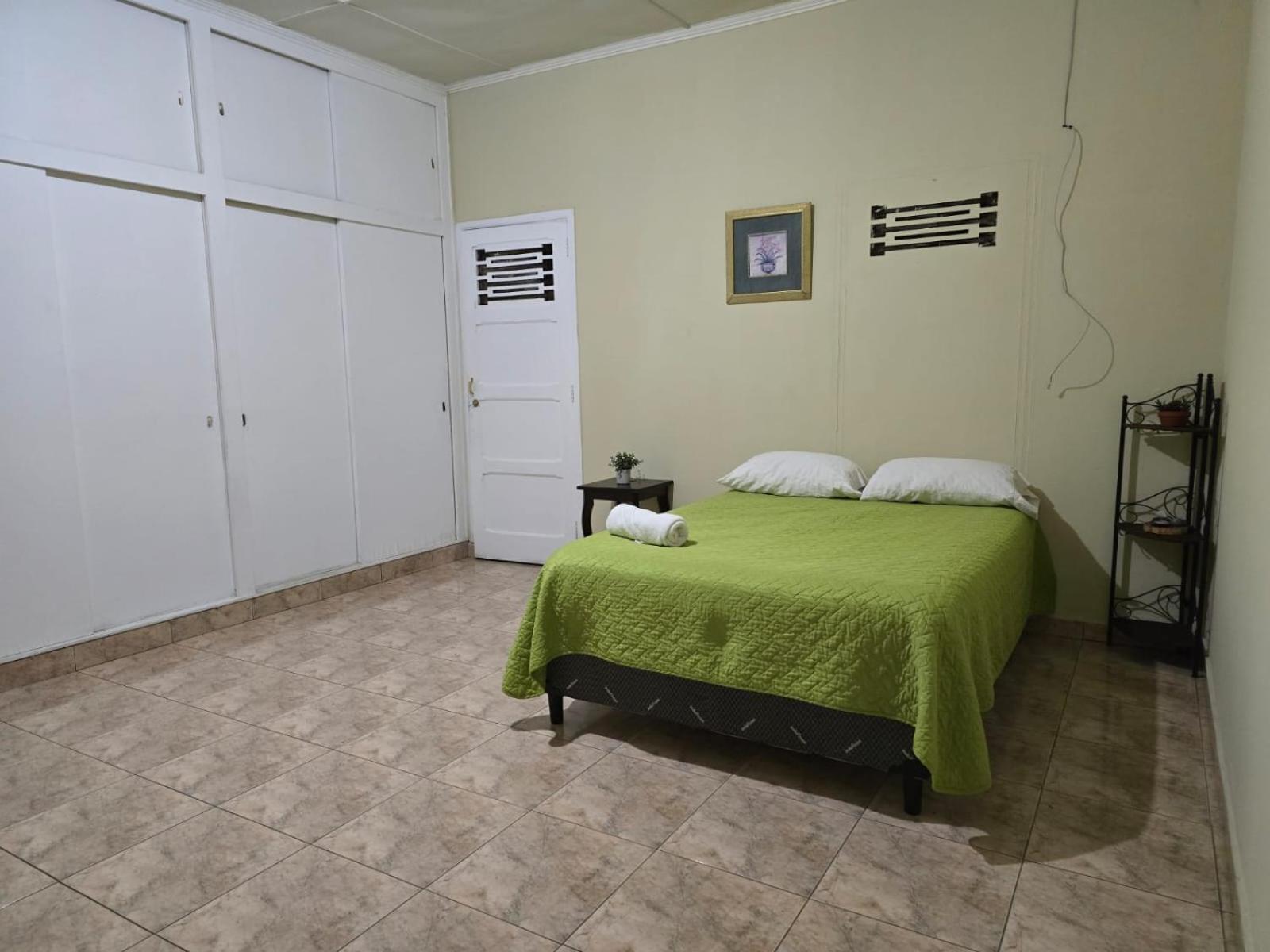 סנטה אנה Hostal Casa Luna מראה חיצוני תמונה