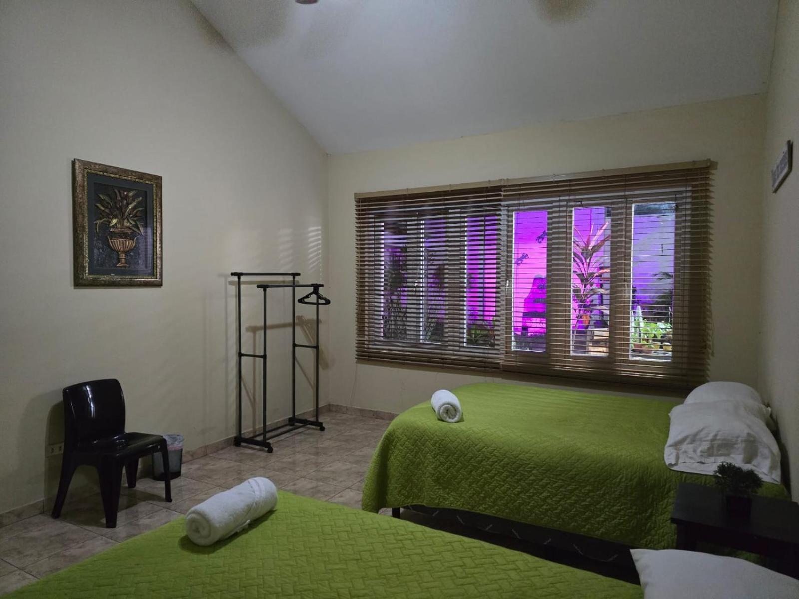 סנטה אנה Hostal Casa Luna מראה חיצוני תמונה